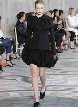 Valli HC F17 074Thumb