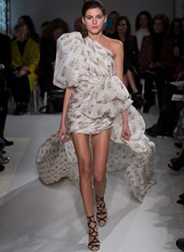 Valli HC RS17 1644Thumb